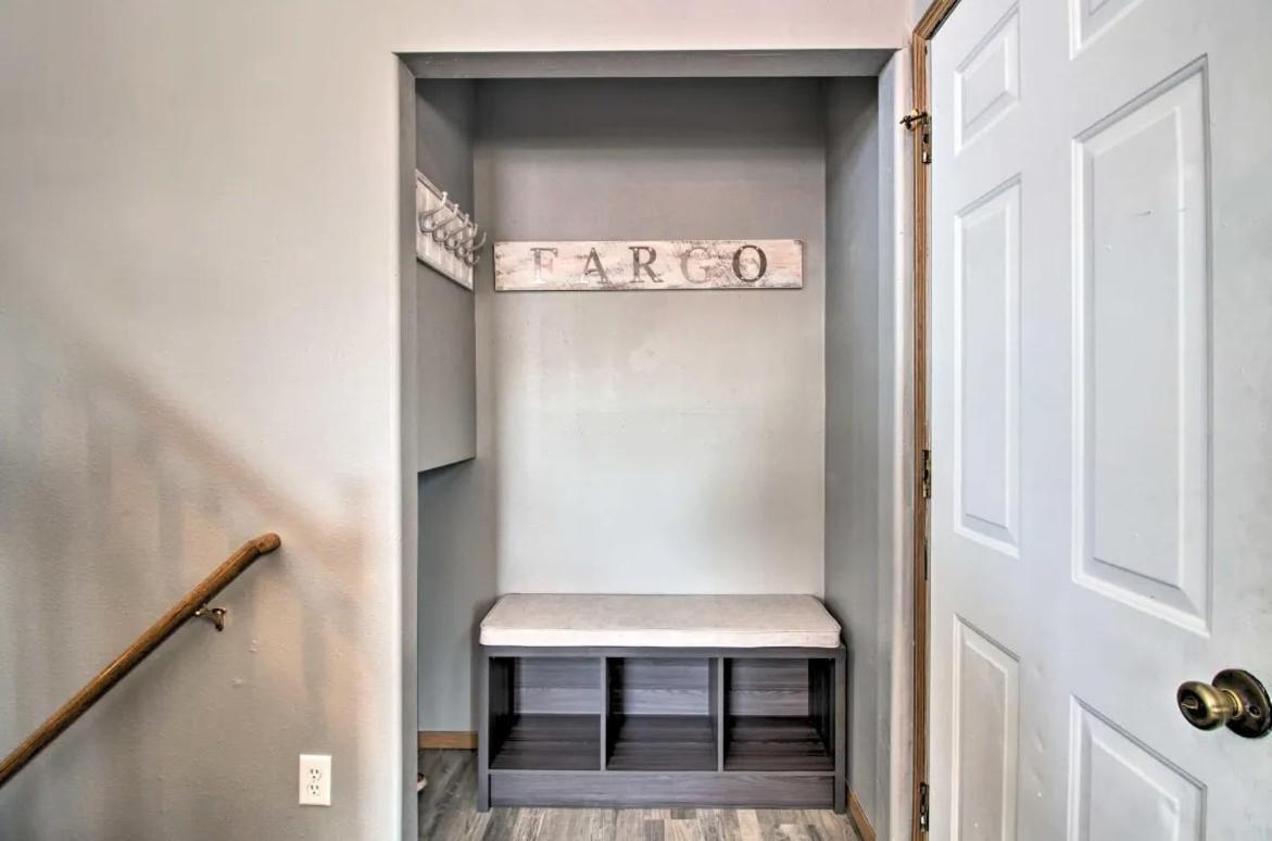 Welcoming West Fargo Retreat W Backyard Villa Ngoại thất bức ảnh