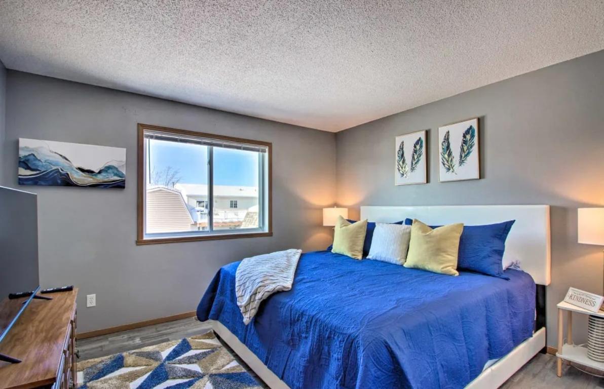 Welcoming West Fargo Retreat W Backyard Villa Ngoại thất bức ảnh